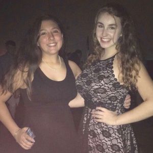 Meet your Posher, Lauren